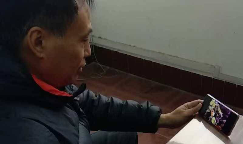柳江造紙廠黨員干部通過網絡直播收看報告會2.jpg 柳江造紙廠黨員干部通過網絡直播收看報告會2.jpg